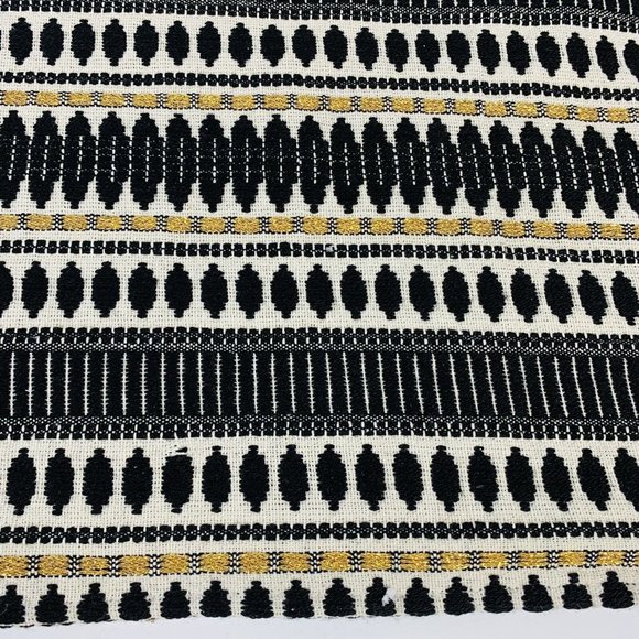 Boho Chic Set Of 4 Nicole Miller Rectangle Placemats Aztec Pattern Fringe Black - Picture 11 of 11